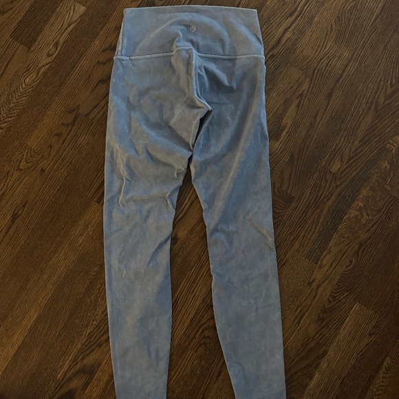 Lululemon leggings (Blue/Grey Dye) - Picture 2 of 5
